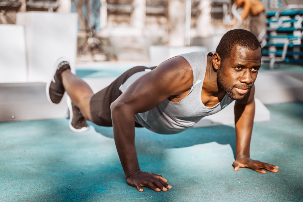 push-ups-men